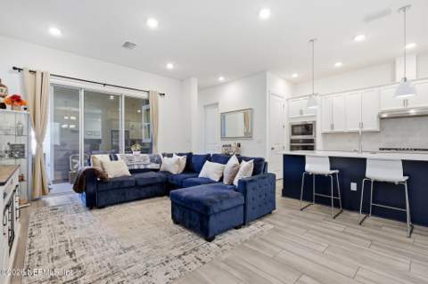 11015 Cosmic Way, Jacksonville FL - photo 14 of 39