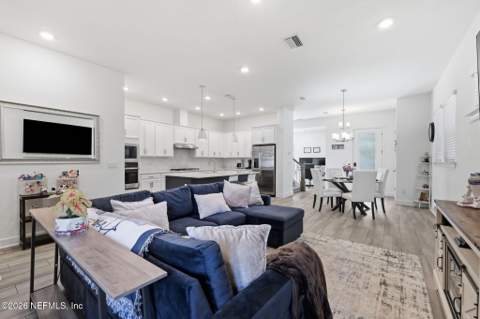 11015 Cosmic Way, Jacksonville FL - photo 13 of 39