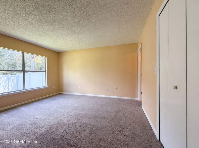 3 bedroom Single Family Residence at 7923 Cherry Blossom Drive, Cherry Wood, Jacksonville — photo 4