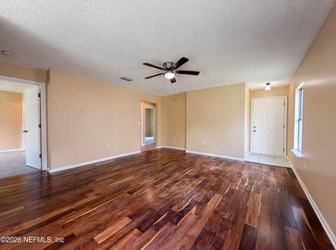 7923 Cherry Blossom Drive, Jacksonville FL - photo 15 of 18