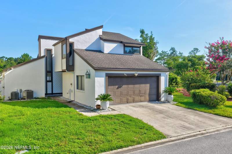 4 bedroom Single Family Residence at 7812 LINKSIDE Drive, Linkside At Baymeado, Jacksonville — photo 3