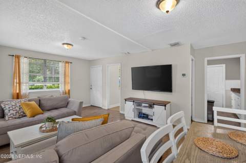 5001 Avenue B, Jacksonville FL - photo 8 of 38
