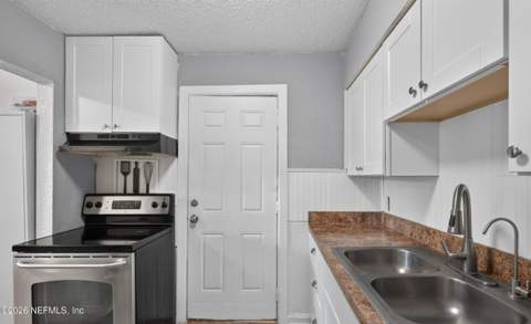 5001 Avenue B, Jacksonville FL - photo 11 of 38