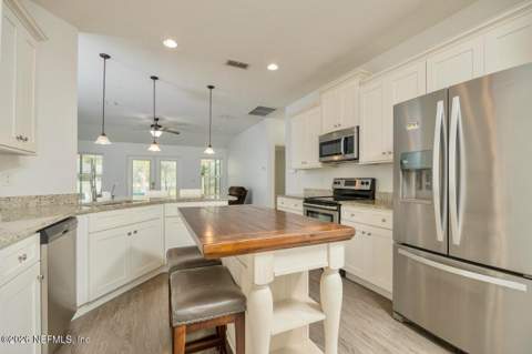 371 Gillespie Gardens Drive, Jacksonville FL - photo 10 of 50