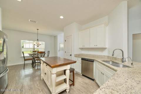 371 Gillespie Gardens Drive, Jacksonville FL - photo 16 of 50