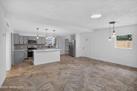 3113 Kline Road, Jacksonville FL - photo 6 of 40