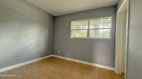 4034 Tyndale Drive, Jacksonville FL - photo 15 of 19