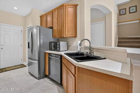 3710 Creswick Circle #A, Orange Park FL - photo 18 of 56