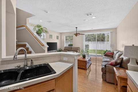 3710 Creswick Circle #A, Orange Park FL - photo 19 of 56