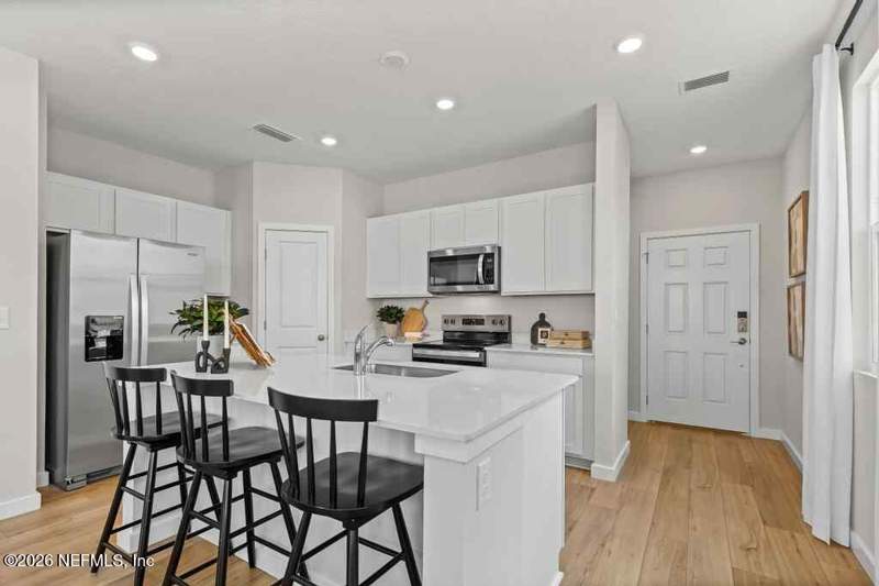 3 bedroom Townhouse at 206 BRAZIL NUT Circle, Landings at Pecan Park, Jacksonville — photo 4