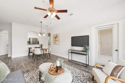 7990 Baymeadows Road #812, Jacksonville FL - photo 14 of 31