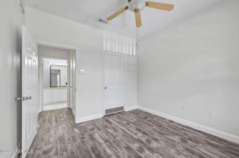 7990 Baymeadows Road #812, Jacksonville FL - photo 23 of 31