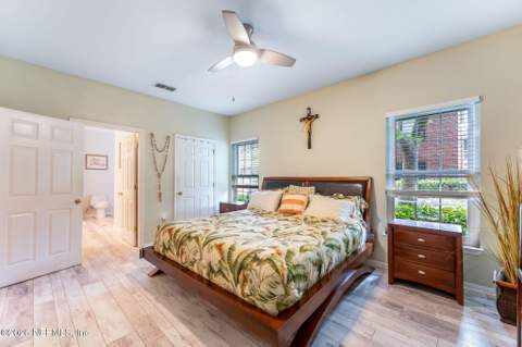 10901 Burnt Mill Road #2402, Jacksonville FL - photo 20 of 43
