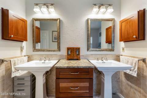 10901 Burnt Mill Road #2402, Jacksonville FL - photo 22 of 43