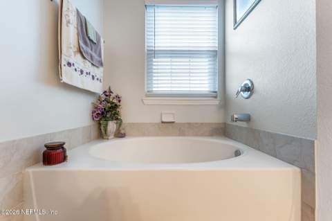 10901 Burnt Mill Road #2402, Jacksonville FL - photo 24 of 43