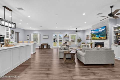 14157 Glen Farms Drive, Glen St. Mary FL - photo 16 of 79