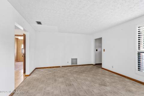8636 St Patrick Lane, Jacksonville FL - photo 10 of 48