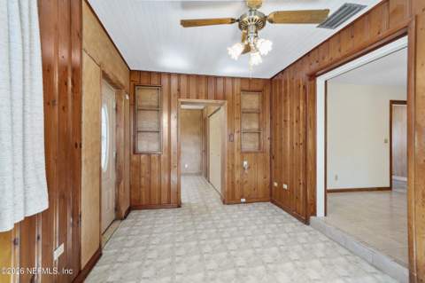 8636 St Patrick Lane, Jacksonville FL - photo 17 of 48