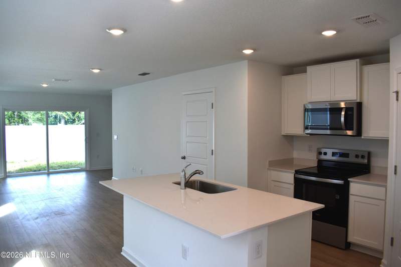 3 bedroom Townhouse at 2718 Iron Rock Court, Irongate Villas, Jacksonville — photo 5