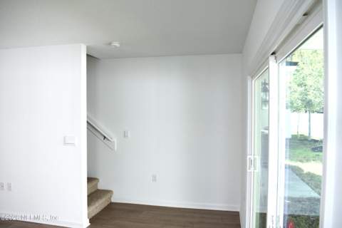 2720 Iron Rock Court, Jacksonville FL - photo 17 of 36