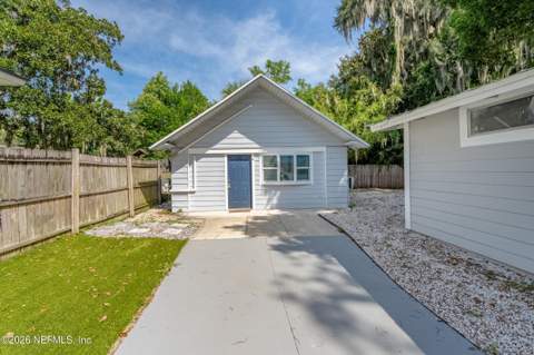 4358 Longfellow Street, Jacksonville FL - photo 11 of 63