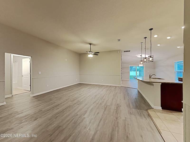 4 bedroom Single Family Residence at 13471 Devan Lee Drive, Victoria Lakes, Jacksonville — photo 3