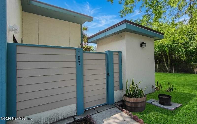 2 bedroom Condominium at 103 Courageous Court #103, Courtyards Mayport, Jacksonville — photo 2