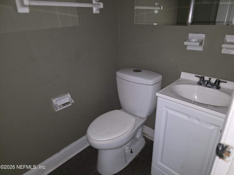 4 bedroom Townhouse at 7229 Ken Knight Drive, Washington Heights, Jacksonville — photo 4