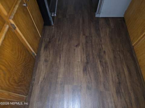 7229 Ken Knight Drive, Jacksonville FL - photo 10 of 20