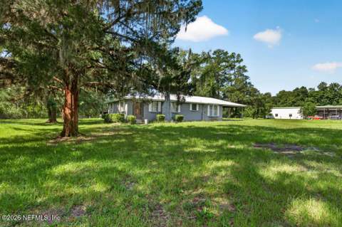 7236 Sycamore Street, Jacksonville FL - photo 6 of 76