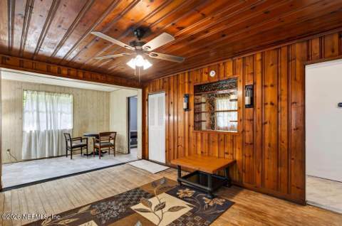 7236 Sycamore Street, Jacksonville FL - photo 19 of 76