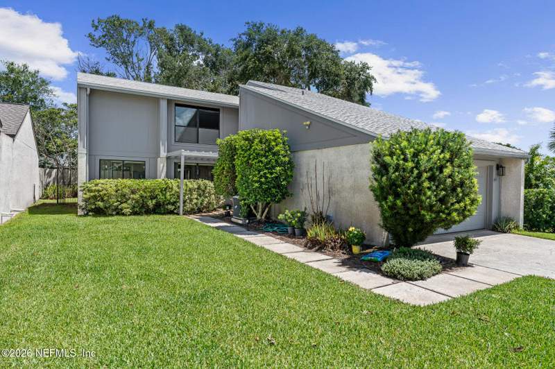 3 bedroom Single Family Residence at 2445 Lorraine Court, L Atrium, Ponte Vedra Beach — photo 2