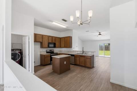 601 Kilwinning Lane, Orange Park FL - photo 16 of 66