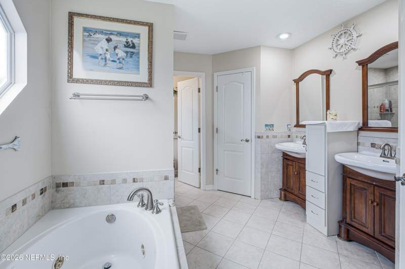 4 bedroom Single Family Residence at 2028 Canyon Rim Place, Eagle Glen, Middleburg — photo 5