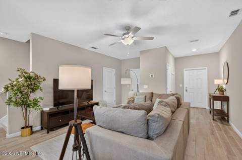 2608 Sandy Dune Drive, Jacksonville FL - photo 9 of 47