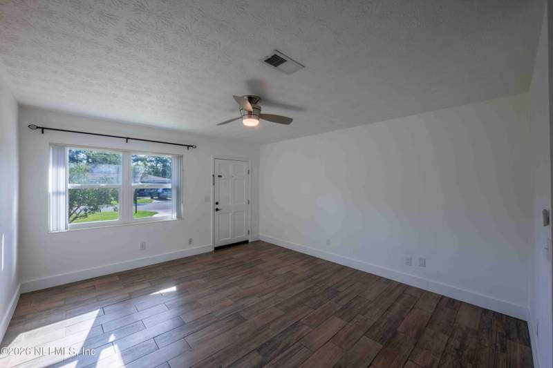 3 bedroom Single Family Residence at 7880 Rondeau Drive, San Jose Manor, Jacksonville — photo 4