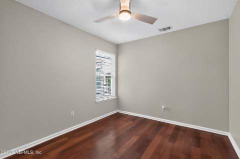 717 Tee Time Lane, Jacksonville FL - photo 7 of 14