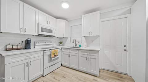 3580 Brockway Road, Jacksonville FL - photo 12 of 40