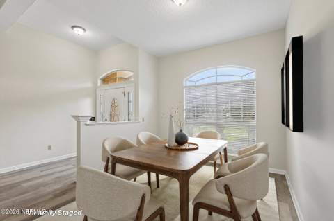 5628 Crest Creek Drive, Jacksonville FL - photo 13 of 42