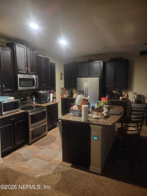 11722 Parker Lakes Drive, Jacksonville FL - photo 6 of 22