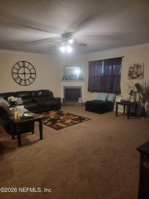11722 Parker Lakes Drive, Jacksonville FL - photo 9 of 22