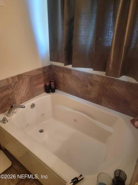 11722 Parker Lakes Drive, Jacksonville FL - photo 20 of 22