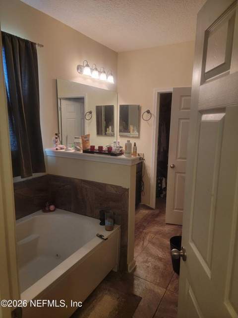 11722 Parker Lakes Drive, Jacksonville FL - photo 21 of 22