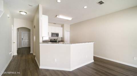 7116 Timmerman Lane, Jacksonville FL - photo 10 of 38