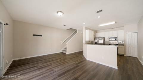 7116 Timmerman Lane, Jacksonville FL - photo 11 of 38