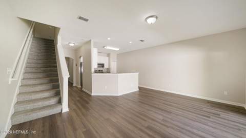 7116 Timmerman Lane, Jacksonville FL - photo 17 of 38