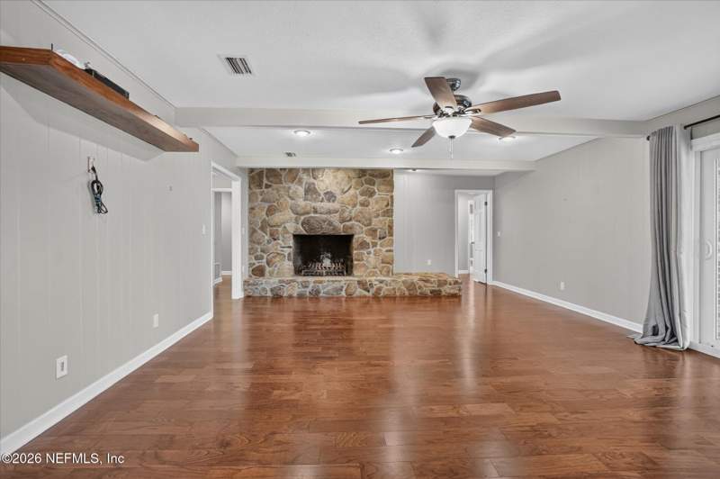 4 bedroom Single Family Residence at 8677 San Servera Drive, Villa San Jose, Jacksonville — photo 5