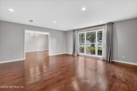 8677 San Servera Drive, Jacksonville FL - photo 12 of 53