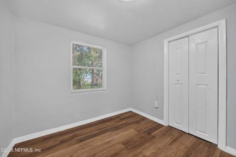 4951 Halls Drive, Jacksonville FL - photo 14 of 28