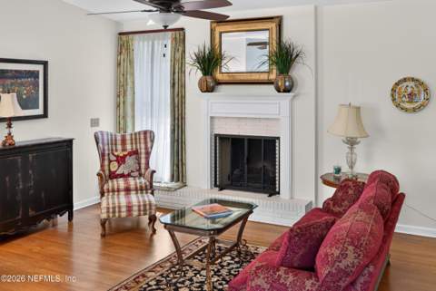 2432 Jose Circle, Jacksonville FL - photo 10 of 74